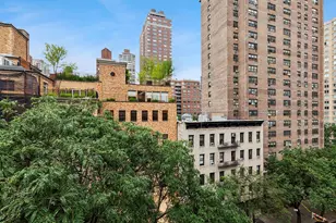 330 E 70th St, New York City, NY 10021 - Photo 8