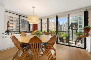 255 E 49th St, New York City, NY 10022 - Photo 6