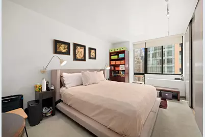 255 E 49th Street #14D, New York City, NY 10022 - Photo 2