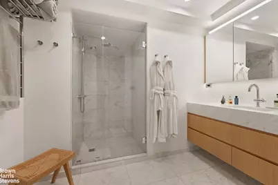 650 Park Avenue #14D, New York City, NY 10065 - Photo 6