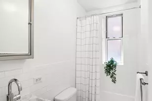 211 W 10th St, New York City, NY 10014 - Photo 8