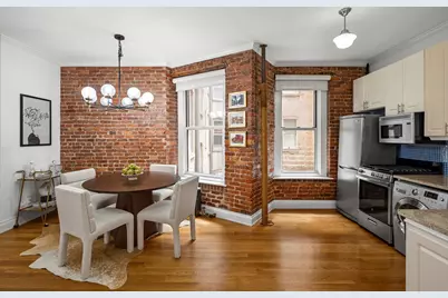 211 W 10th Street #2A, New York City, NY 10014 - Photo 4