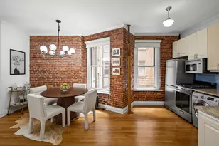211 W 10th St, New York City, NY 10014 - Photo 4