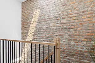 9 Roosevelt Ct, New York City, NY 11232 - Photo 24