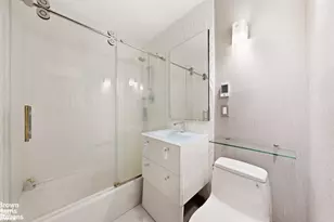 370 E 76th St, New York City, NY 10021 - Photo 6