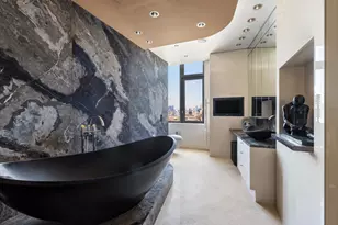 100 Jay St, New York City, NY 11201 - Photo 10