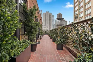 419 E 57th St, New York City, NY 10022 - Photo 8