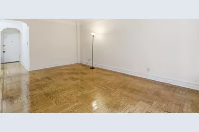34-20 83rd Street #2D, New York City, NY 11372 - Photo 4