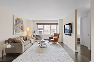 69 W 9th St, New York City, NY 10011 - Photo 2