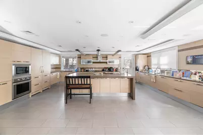 351 W 262nd Street, New York City, NY 10471 - Photo 14