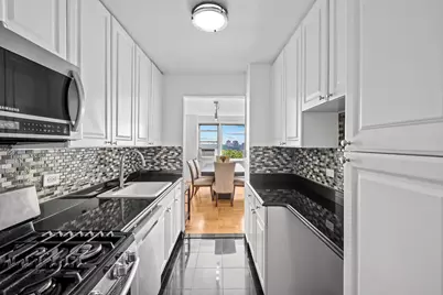 4555 Henry Hudson Parkway W #908, Bronx, NY 10471 - Photo 6