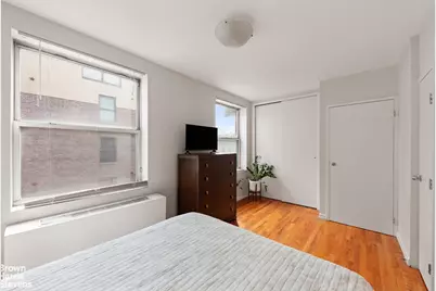 350 W 14th Street #5A, New York City, NY 10014 - Photo 6
