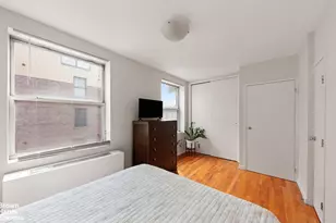350 W 14th St, New York City, NY 10014 - Photo 6