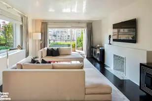 3 E 71st St, New York City, NY 10021 - Photo 2