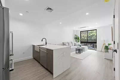 46-40 Vernon Boulevard #2A, New York City, NY 11101 - Photo 6