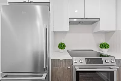 46-40 Vernon Boulevard #2A, New York City, NY 11101 - Photo 8