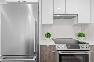 46-40 Vernon Blvd, New York City, NY 11101 - Photo 8