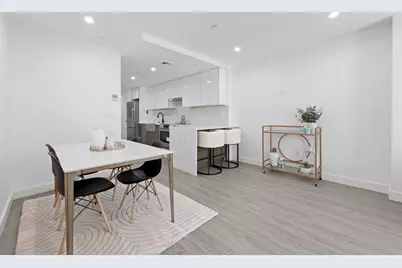 46-40 Vernon Boulevard #2B, New York City, NY 11101 - Photo 4