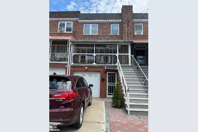 2524 Radcliff Avenue, New York City, NY 10469 - Photo 1