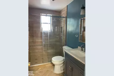 2524 Radcliff Avenue, New York City, NY 10469 - Photo 10