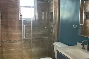 2524 Radcliff Ave, New York City, NY 10469 - Photo 10