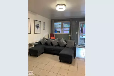 2524 Radcliff Avenue, New York City, NY 10469 - Photo 12