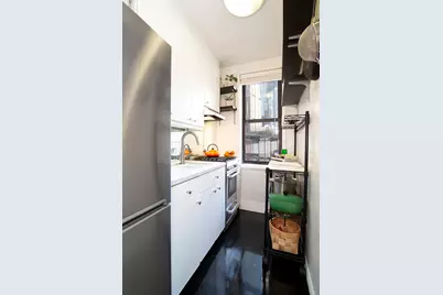242 E 38th Street #2A, New York City, NY 10016 - Photo 4