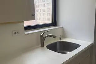 255 E 49th St, New York City, NY 10022 - Photo 2