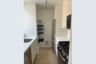 255 E 49th Street #15A, New York City, NY 10022 - Photo 2