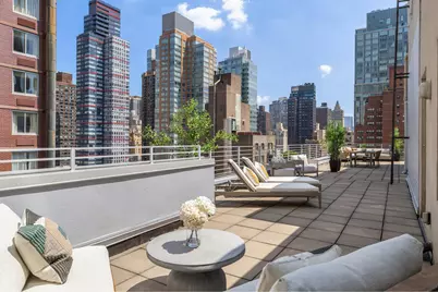 211 E 51st Street #PHB, New York City, NY 10022 - Photo 16