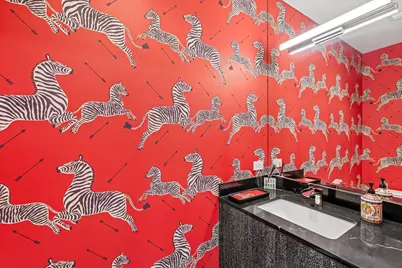 200 E 21st Street #19-A, New York City, NY 10010 - Photo 16