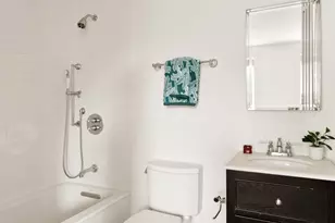 165 Pulaski St, New York City, NY 11206 - Photo 14