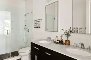 165 Pulaski St, New York City, NY 11206 - Photo 12