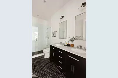 165 Pulaski Street, New York City, NY 11206 - Photo 12