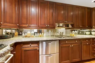 110 E 57th St, New York City, NY 10022 - Photo 6