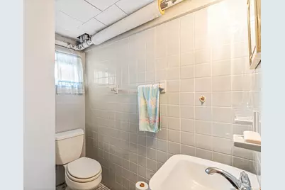 53-31 37th Road, New York City, NY 11377 - Photo 10