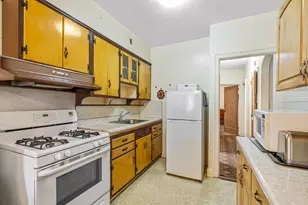 53-31 37th Rd, New York City, NY 11377 - Photo 12