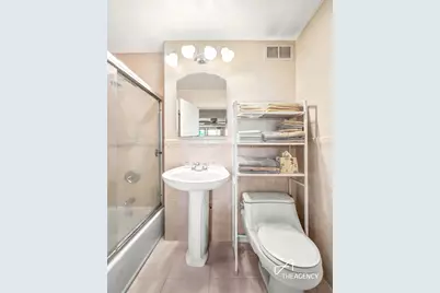 201 E 21st Street #10H, New York City, NY 10010 - Photo 4