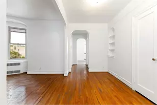 570 Ocean Pkwy, New York City, NY 11218 - Photo 4