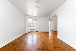 570 Ocean Pkwy, New York City, NY 11218 - Photo 2