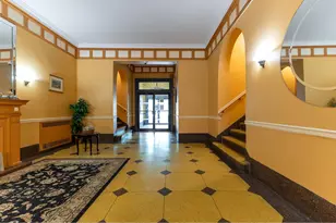 570 Ocean Pkwy, New York City, NY 11218 - Photo 16