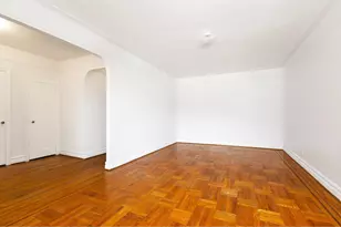 570 Ocean Pkwy, New York City, NY 11218 - Photo 8