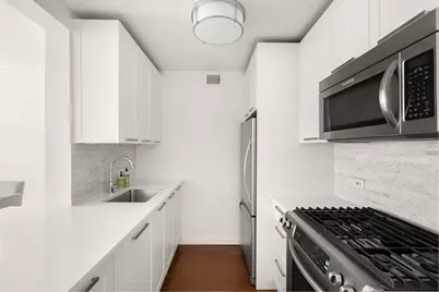 200 E 94th Street #812, New York City, NY 10128 - Photo 4