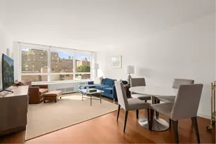 200 E 94th St, New York City, NY 10128 - Photo 2