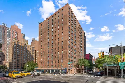 301 E 62nd Street #3G, New York City, NY 10065 - Photo 16