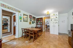 301 E 62nd St, New York City, NY 10065 - Photo 4