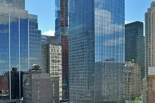 322 W 57th St, New York City, NY 10019 - Photo 6