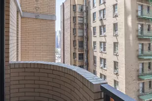 311 E 38th St, New York City, NY 10016 - Photo 14