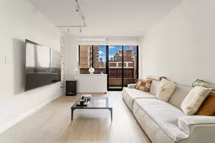 311 E 38th St, New York City, NY 10016 - Photo 2