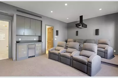 247 Central Park W, New York City, NY 10024 - Photo 20